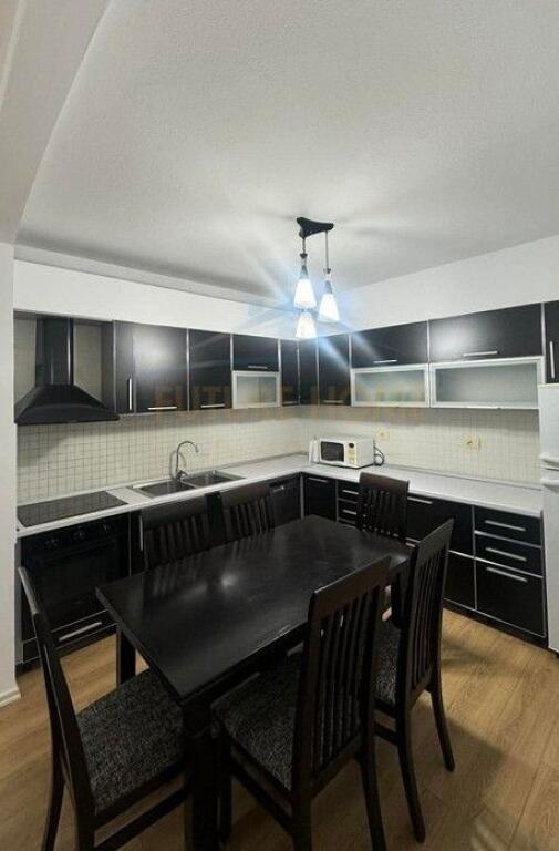 Apartament 2+1 me qira – Stadiumi Dinamo