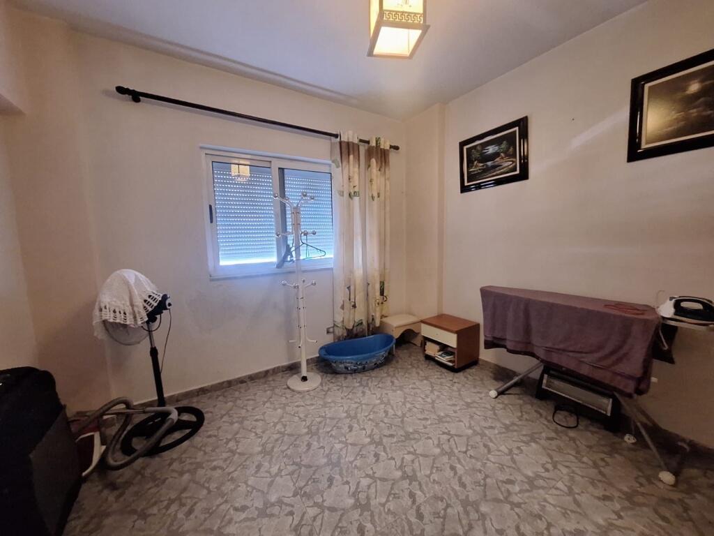 Apartment 2+1, Don Bosko!