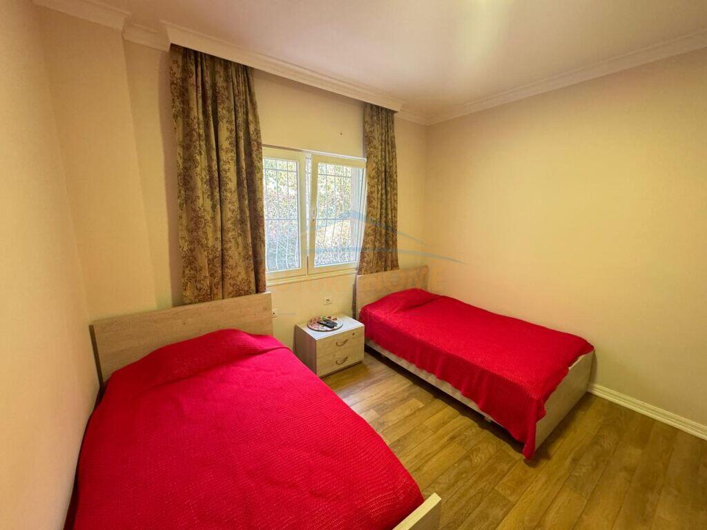 Qera, Apartament 2+1+Post Parkimi, Liqeni i Thate, prane Hotel Radisson, Tirane.