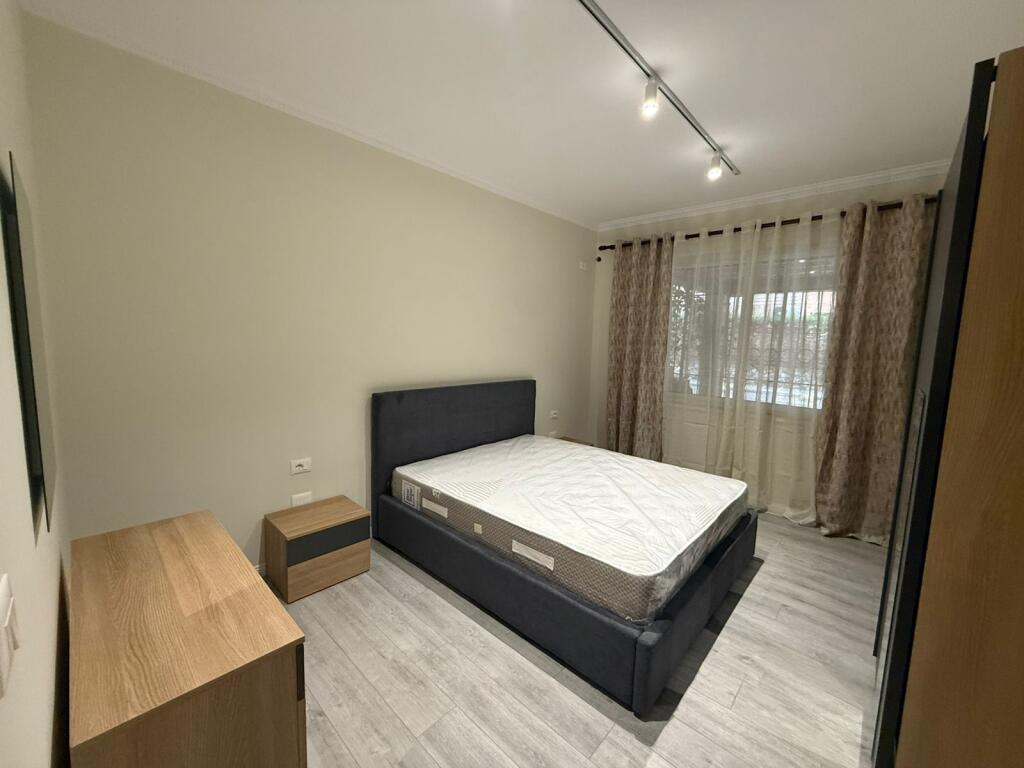 🏡 Appartamento in Affitto – Bllok, Via “Lidhja e Prizrenit” (Vicino alla Guardia)
