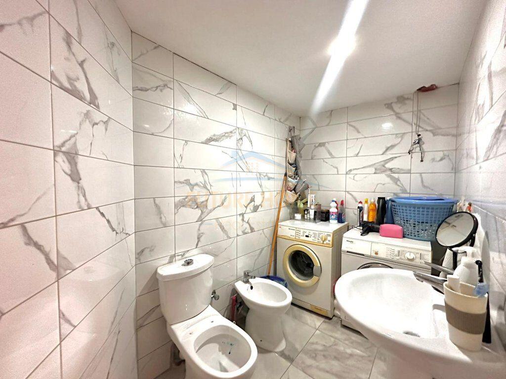 For sale, Duplex, Dry Lake, Tirana