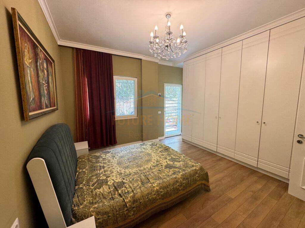 Qera, Apartament 2+1+Post Parkimi, Liqeni i Thate, prane Hotel Radisson, Tirane.