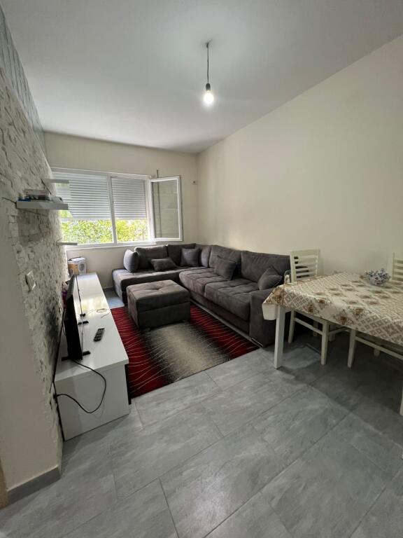 Appartamento in affitto in Via Kosovareve !
