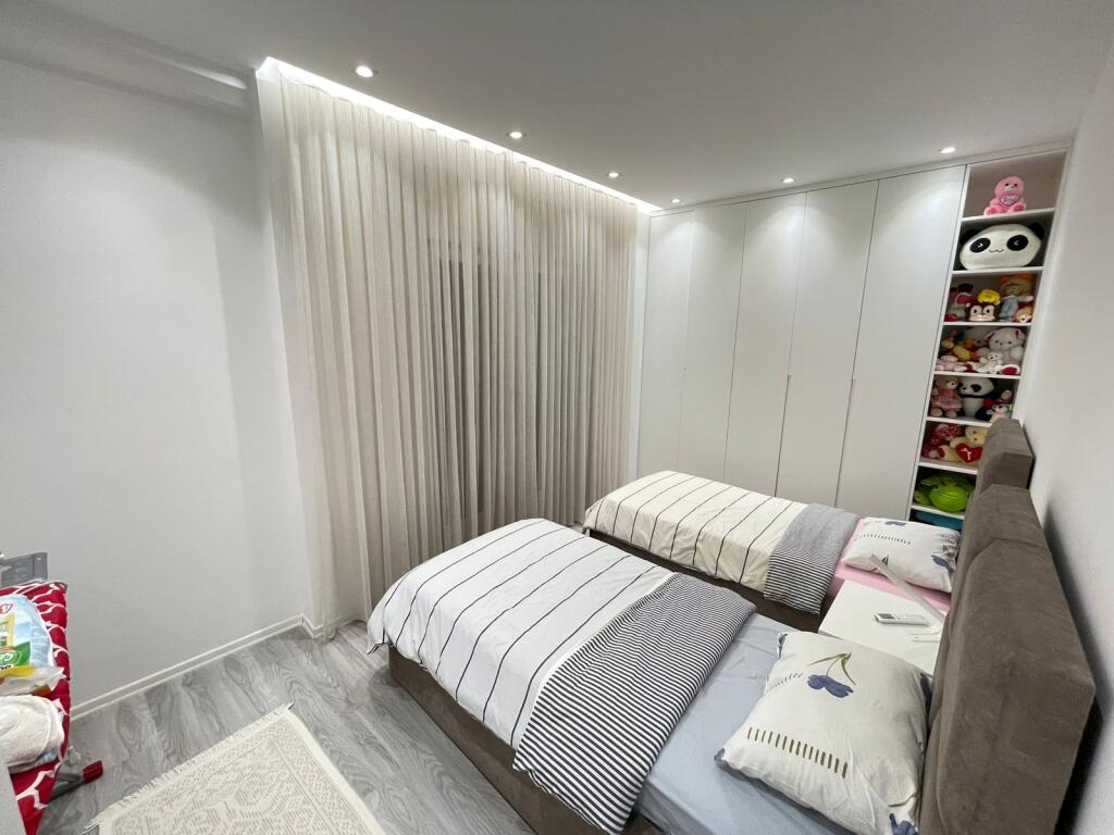 🏡✨ Super Apartament me Qera – 2+1+2  📍 Adresa: Rruga e Dibrës 💶 Çmimi: 850 € / muaj