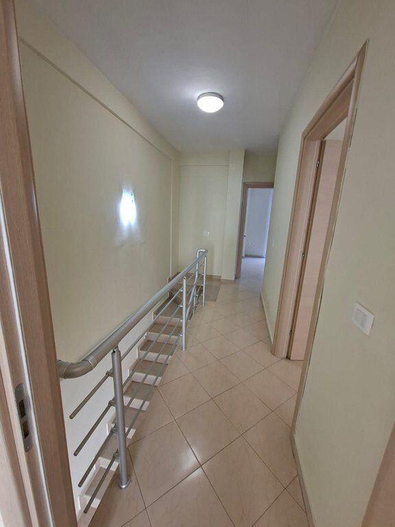 In vendita, Duplex 3+1+2, Residenza Kodra e Diellit 1, Tirana.
