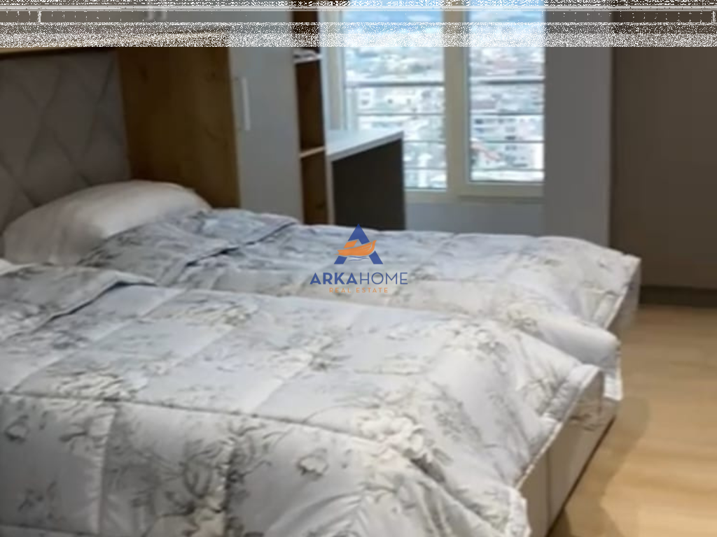 PENTHOUSE FOR SALE 198M2 "FRESK" 300,000 EURO