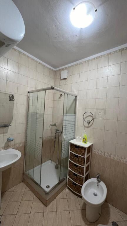 2+1 Apartment for rent near the Artistic High School!