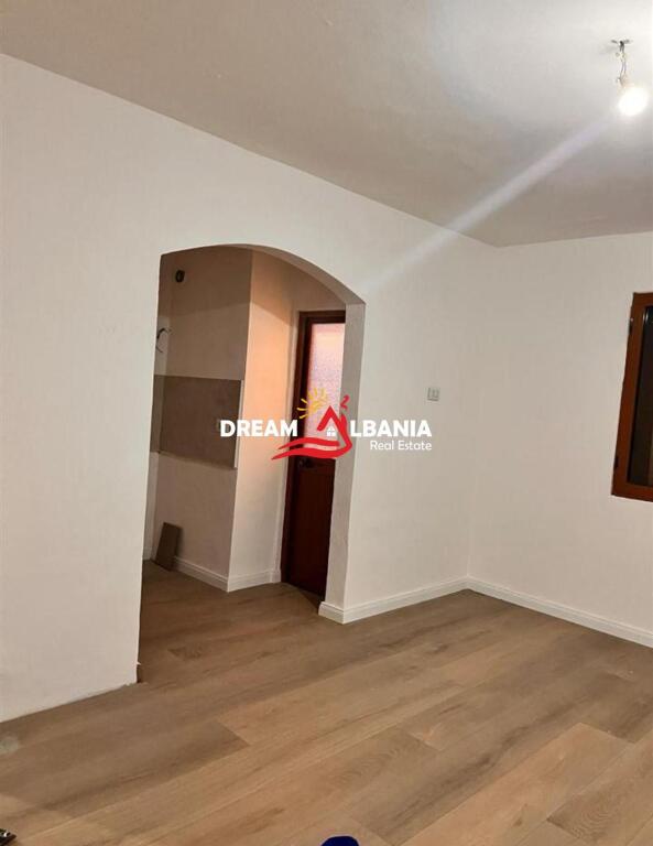 Appartamento 1+1 In Vendita A Kombinat(ID 4119452)