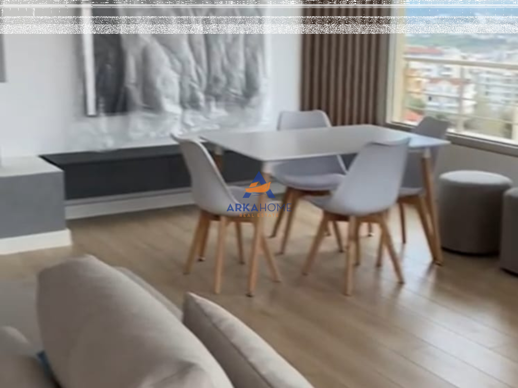 PENTHOUSE FOR SALE 198M2 "FRESK" 300,000 EURO