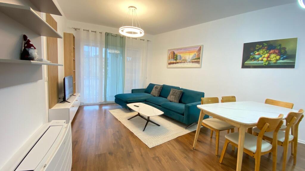 Apartment 1+1 for rent in the Center!