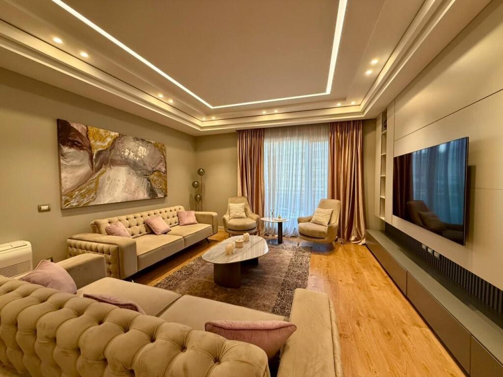 Shitet Apartament LUKSOZ 3+1+2 – Ish Fusha e Aviacionit