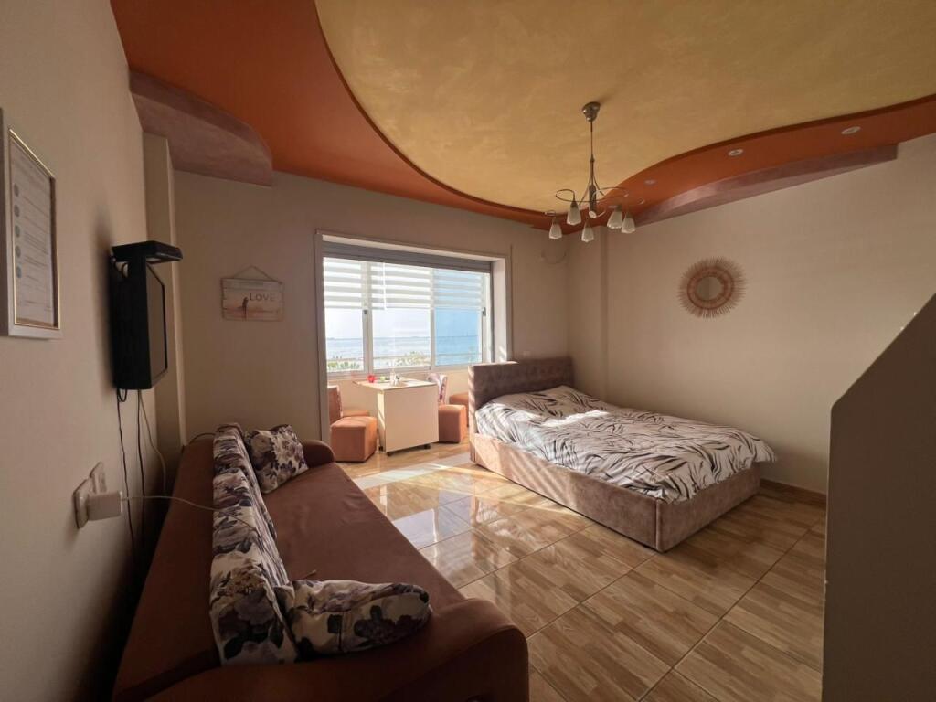 Studio for rent – Rrota e Kuqe Beach, Sea View
