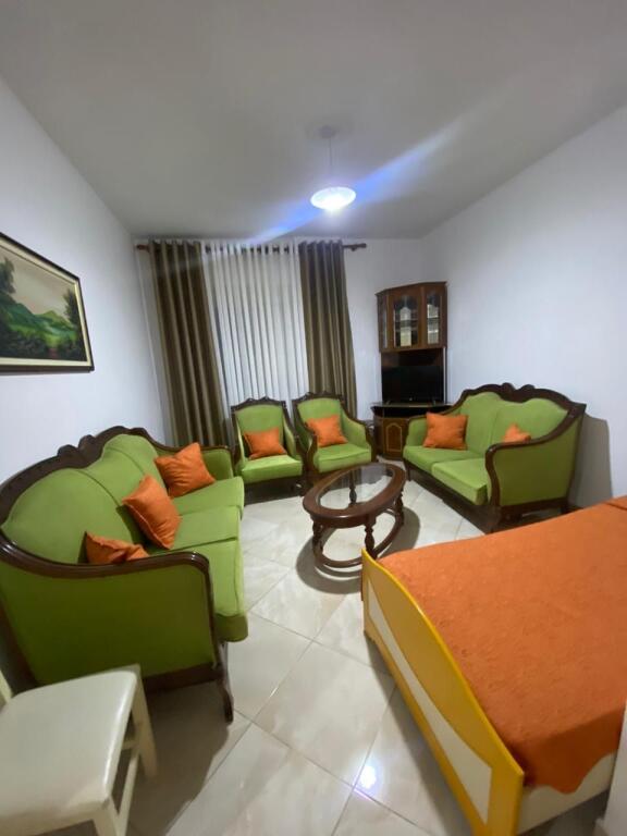 Apartament 1+1 me qira ne Laprake!