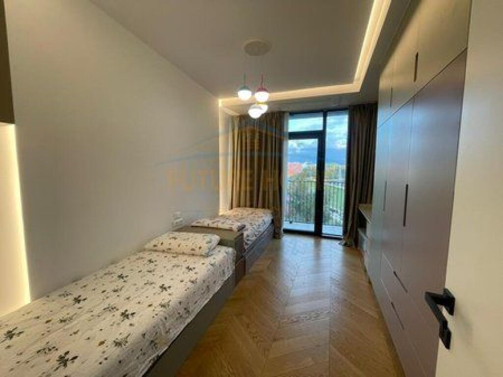 Qera, Apartament 2+1+POST PARKIMI, Lake View Residences.