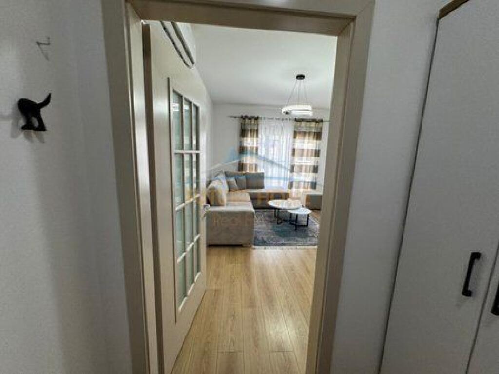 Qera Apartament 2+1+2+Post Parkimi, Don Bokso , Tirane