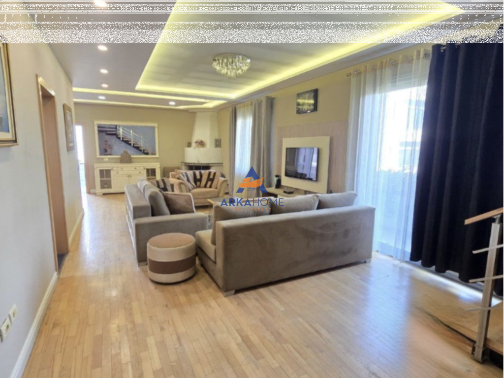 AFFITTASI SUPER DUPLEX 4+1 CON VERANDA "VICINO A DON BOSCO E AL NUOVO BOULEVARD" 1.000 € / MESE