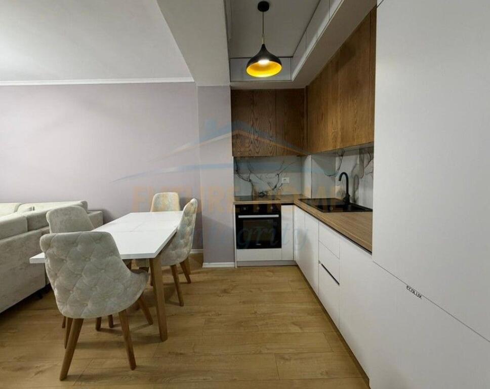 Affitto, Appartamento 2+1+2, Residenza Kodra e Diellit 2, Tirana.