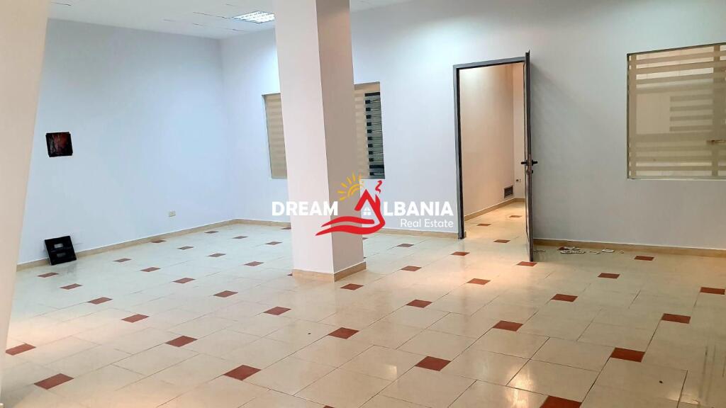 Office for rent on Kavajes Street near Globe (ID 4261723)