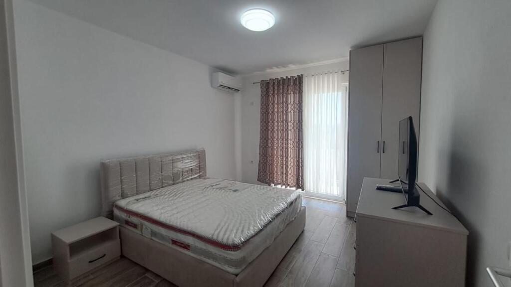 Apartment 1+1 for rent in Kamez near Shpresa Al