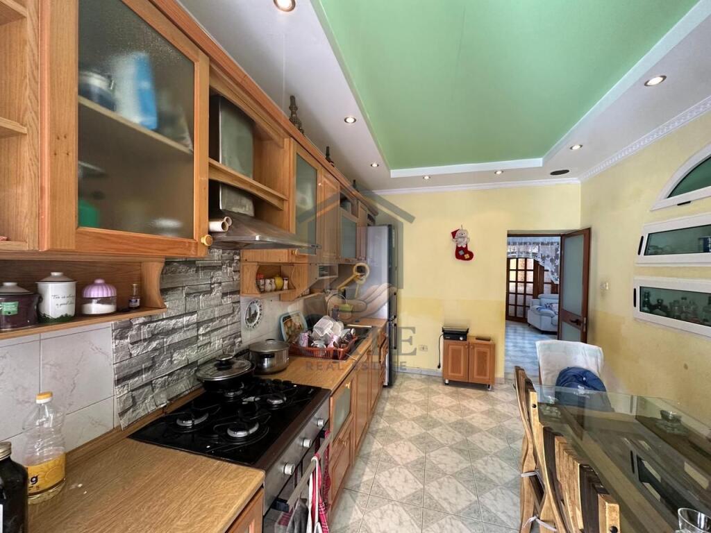 For sale, 2+1 Apartment, near "Qemal Mici" School, Durres!