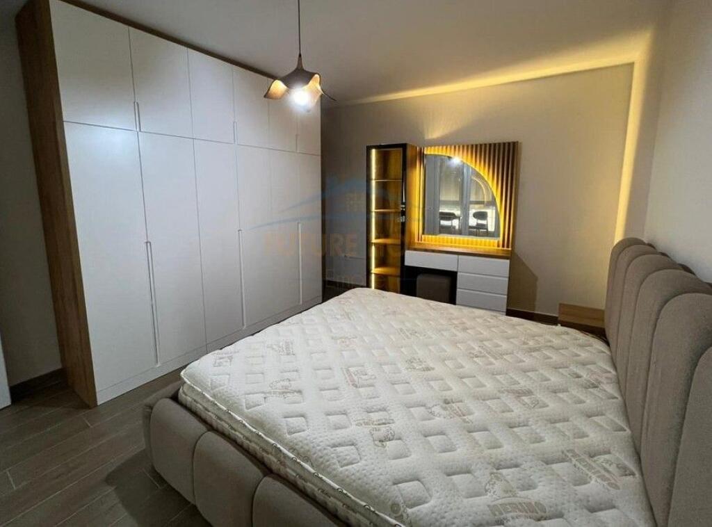 Affitto, Appartamento 1+1, Fresk, Tirana.
