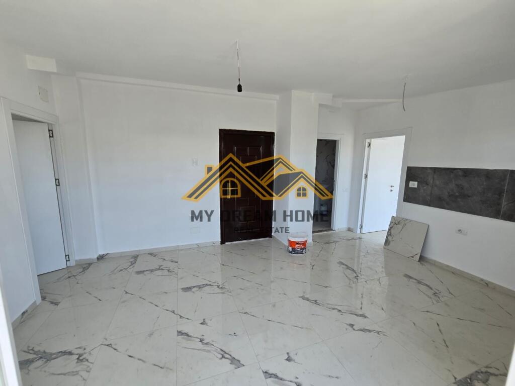 VENDESI APPARTAMENTO 2+1 CON VISTA MARE GOLEM!
