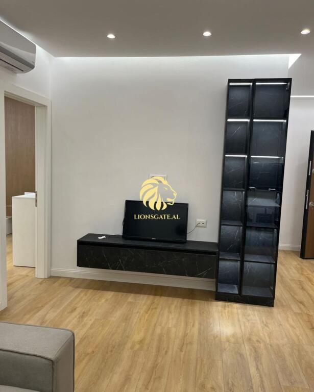 🏢 APARTAMENT ME QIRA – ISH FUSHA E AVIACIONIT