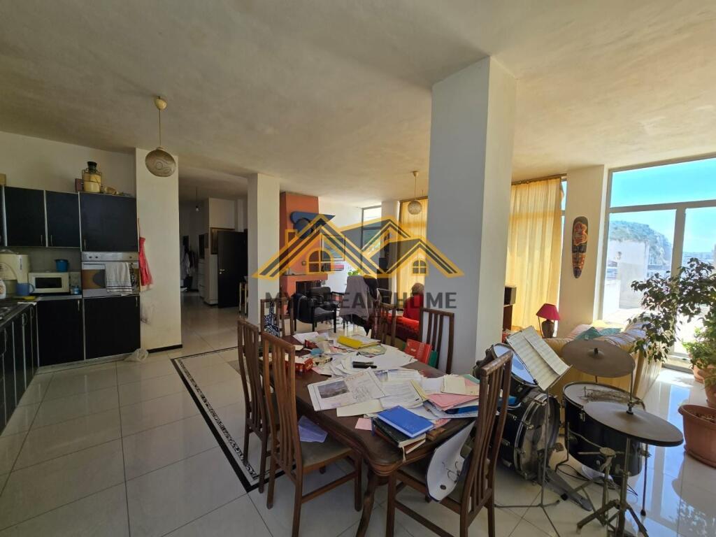 IN VENDITA APPARTAMENTO 2+1+2+VERANDA CON PISCINA ALLO SCoglio DI KAVAJES!!