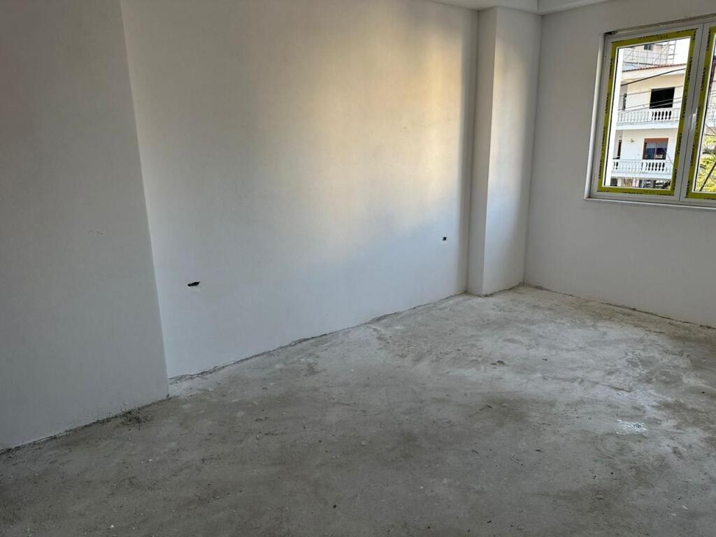 Business premises for rent