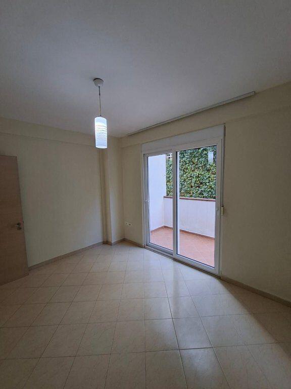 In vendita, Duplex 3+1+2, Residenza Kodra e Diellit 1, Tirana.