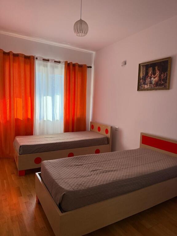 Appartamento 2+1+Parcheggio in affitto ad Astir, viale “Migjeni”!
