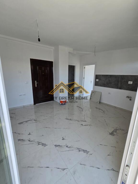 VENDESI APPARTAMENTO 2+1 CON VISTA MARE GOLEM!
