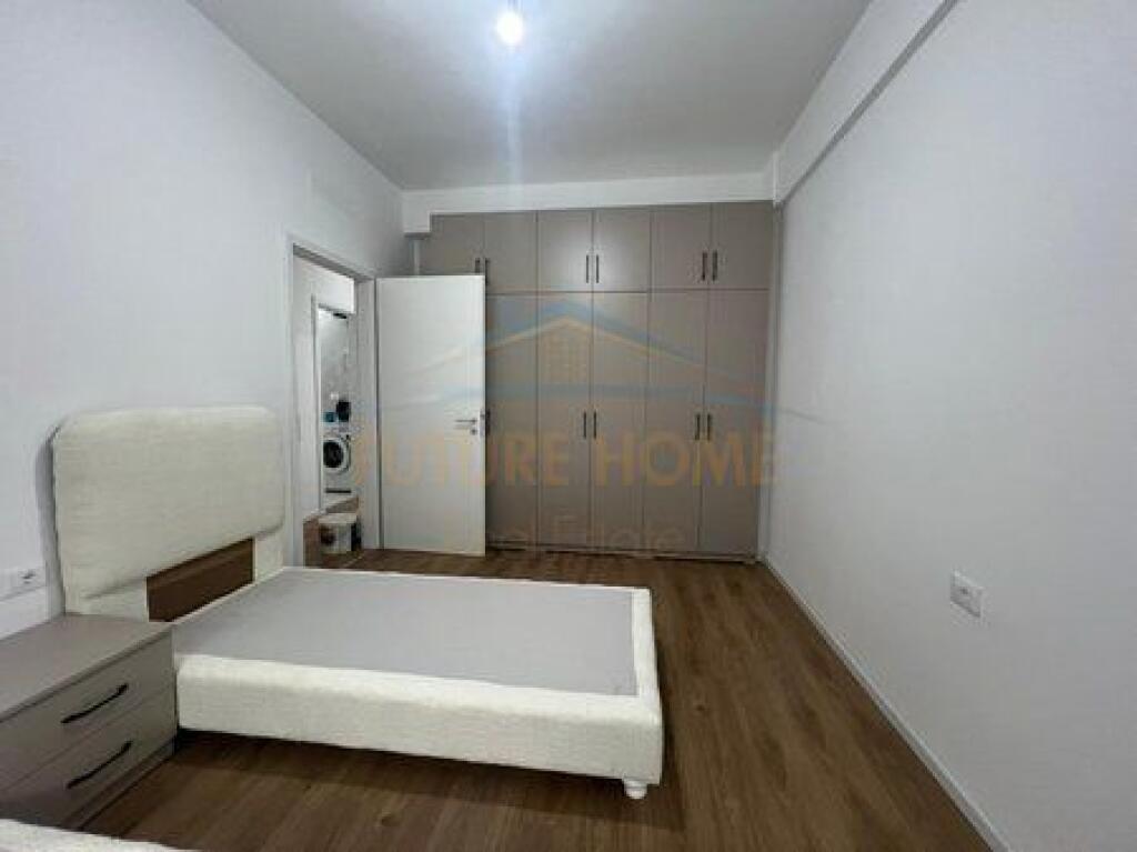Qera, Apartament 2+1+Post Parkimi, Fresku, Tirane