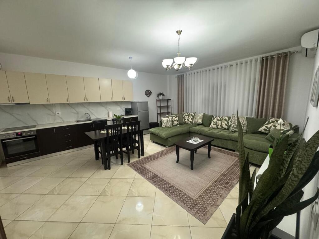 🏡 Jepet me Qira – Apartament 2+1+2 📍 Don Bosko💶 Çmimi: 600 € / muaj