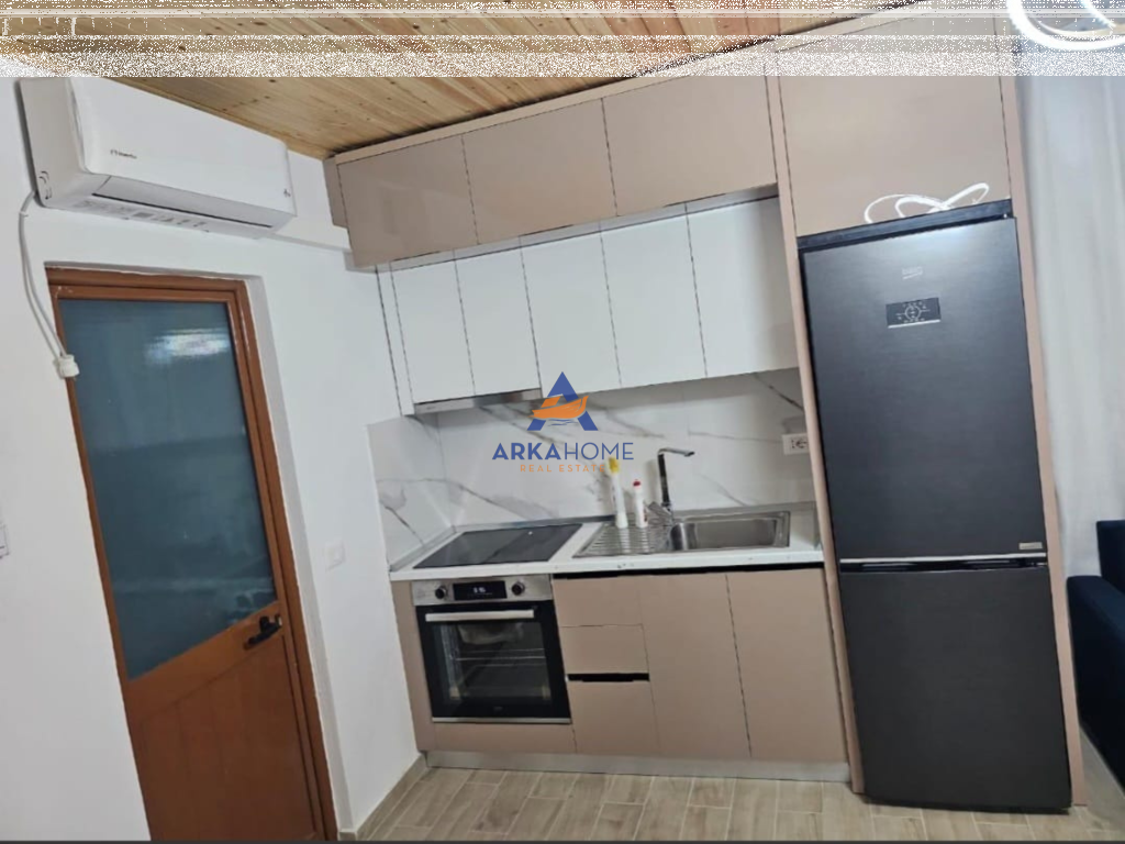 JEPET ME QERA GARSONIERE 35M2 "RRUGA KOLI BANO,LAPRAKE 100 METRA LARG KMY" 350 EURO