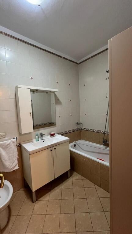 2+1 Apartment for rent near the Artistic High School!