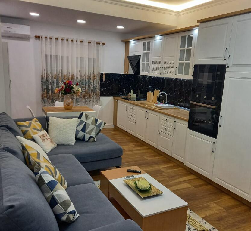 APARTAMENT ME QERA 1+1 BLLOKU 65.000 LEKE