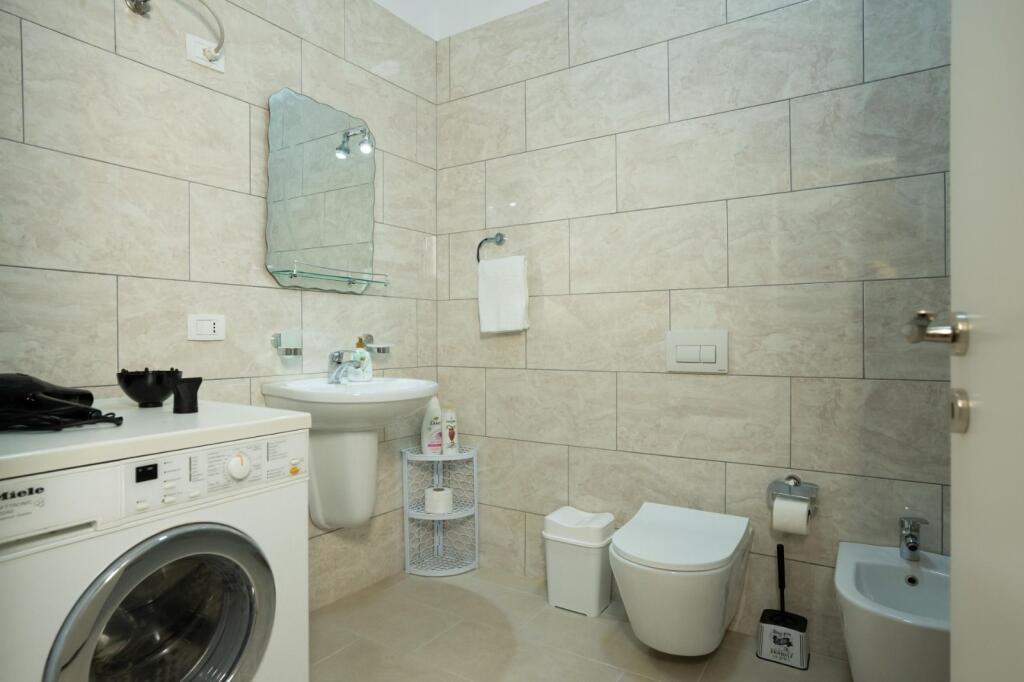 ▫️Jepet me Qira Apartament 1+1 Prane Kompleksit Square 21!