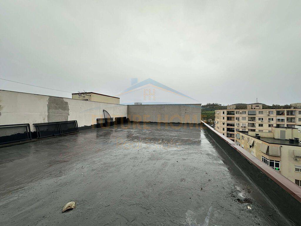 Vendesi in vendita Appartamento 1+1+Veranda Complesso Fratari, Unaza e Re