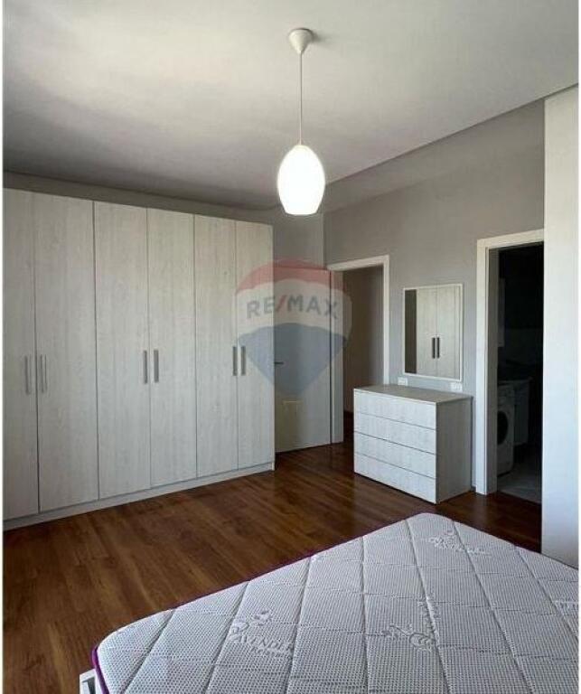 Appartamento arredato - In affitto - Astir (530171038-1516)