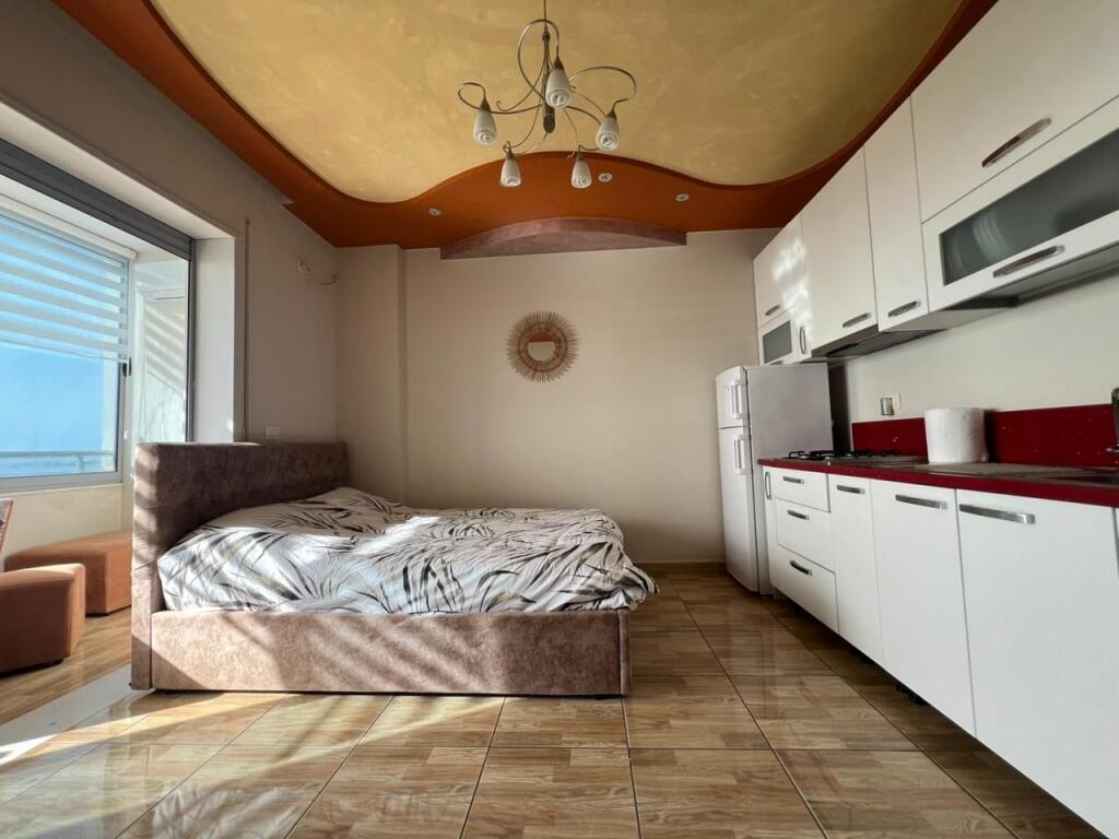 Studio for rent – Rrota e Kuqe Beach, Sea View