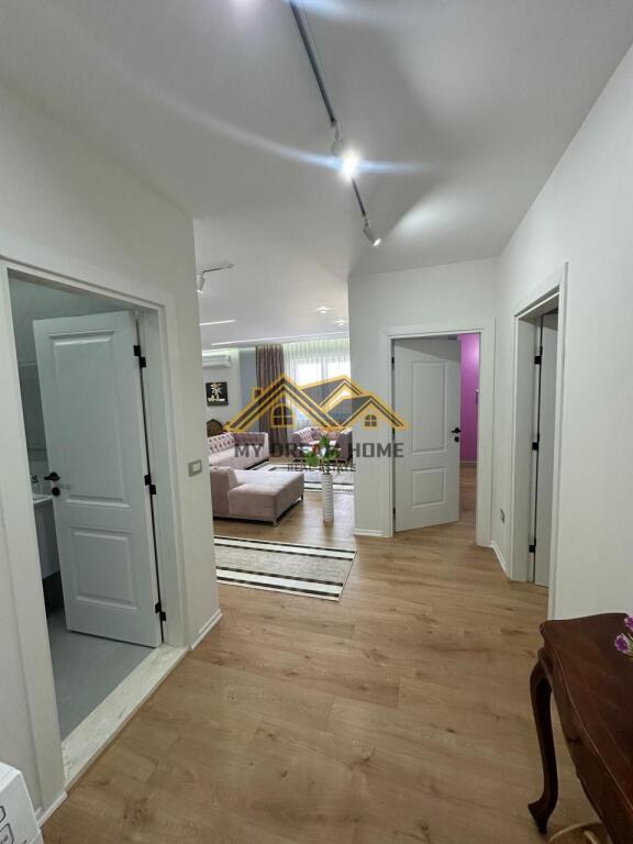 IN VENDITA APPARTAMENTO 3+1+2T+2Balconi A MARKATA, DURRES!!