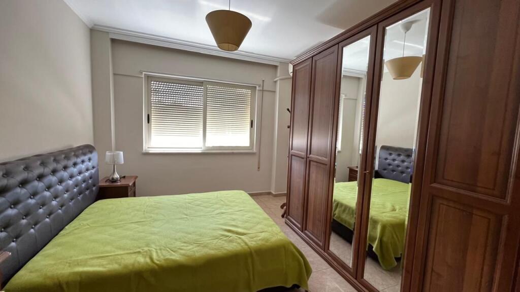2+1 Apartment for rent near the Artistic High School!