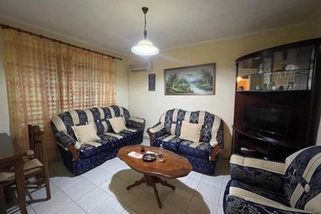 Apartament 1+1 me qira tek Ali Demi!
