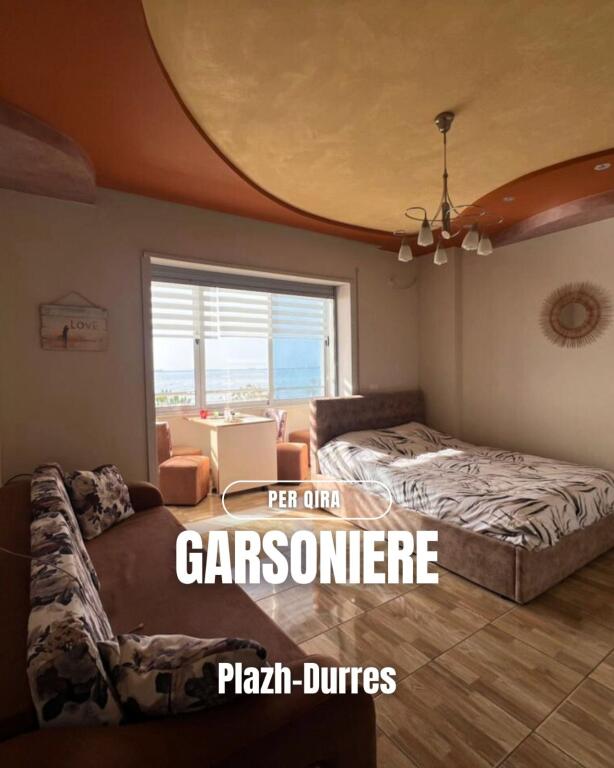 Garsoniere per qira