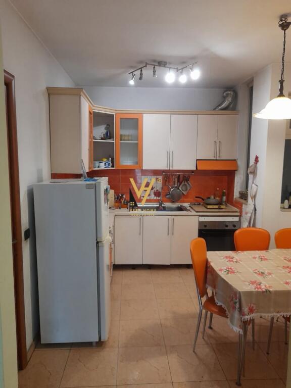 APPARTAMENTO 2+1 IN AFFITTO A MYSLYM SHYRI 800 EURO