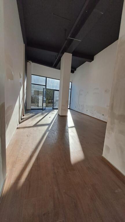 🏢 Ambient Komercial me Qira | Astir, Tiranë​