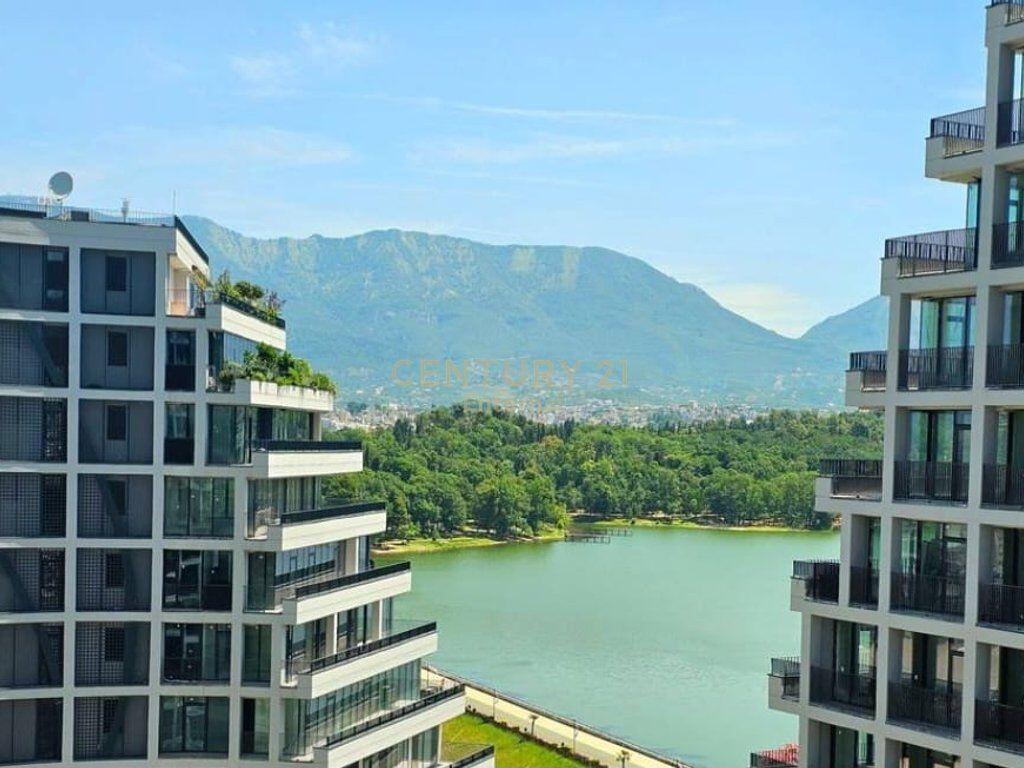 Appartamento 3+1+2 con parcheggio in vendita a Lake View!! 900.000 € Superficie totale 192m2 Superficie interna 165m2