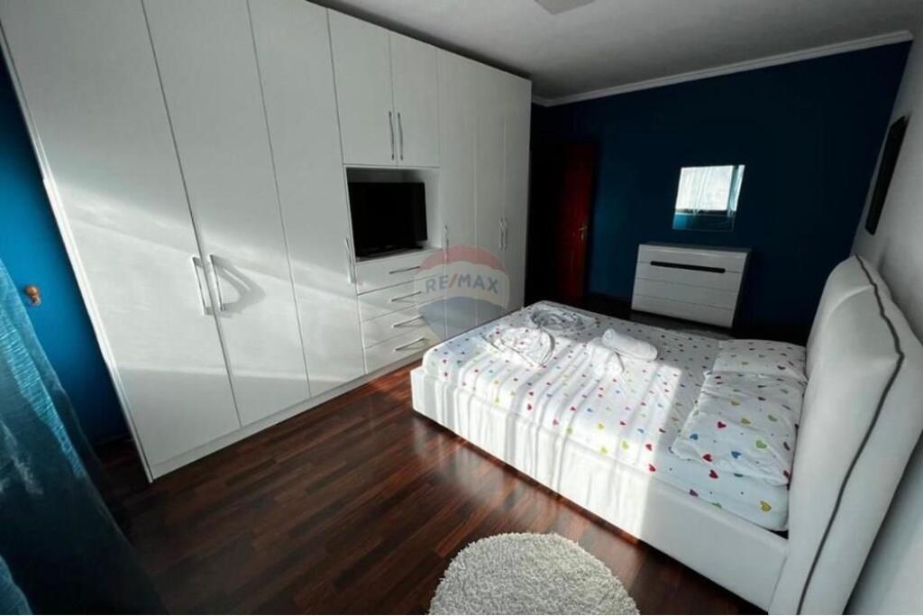 GIVEN APARTMENT 2+1 FOR RENT in myslym shyr
