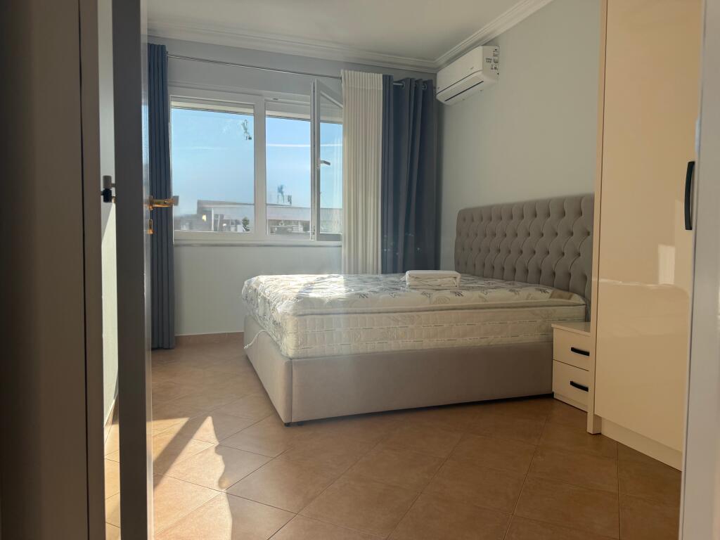 Apartament 1+1 tek  Rruga e Kavajës